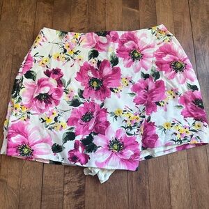 Abercrombie & Fitch Pink Floral Skort
